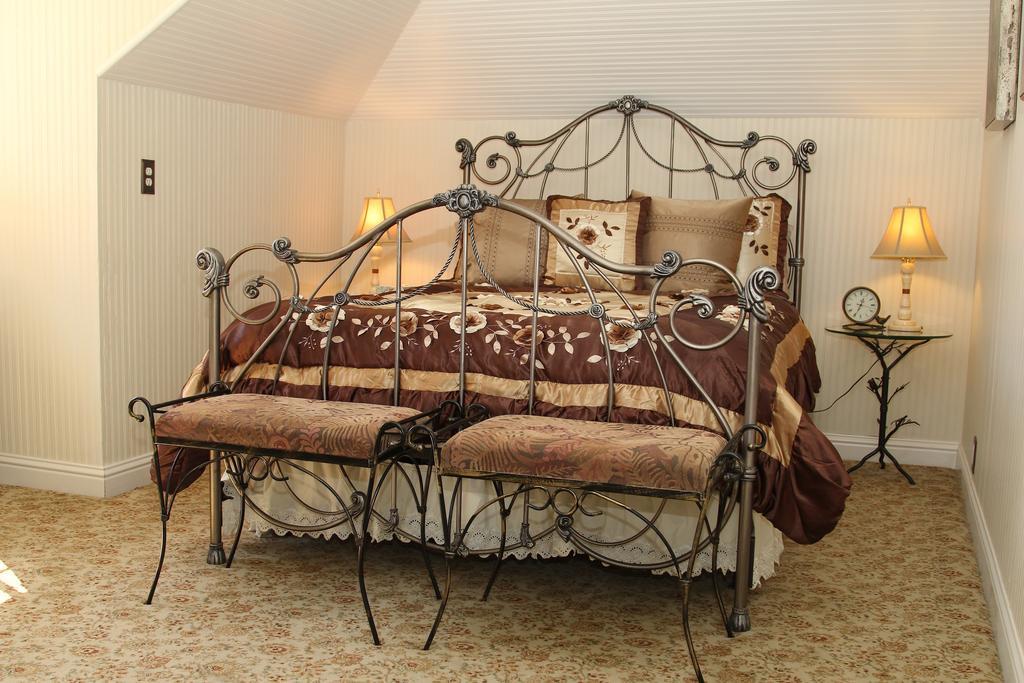 Monarch Cove Inn Capitola Bilik gambar